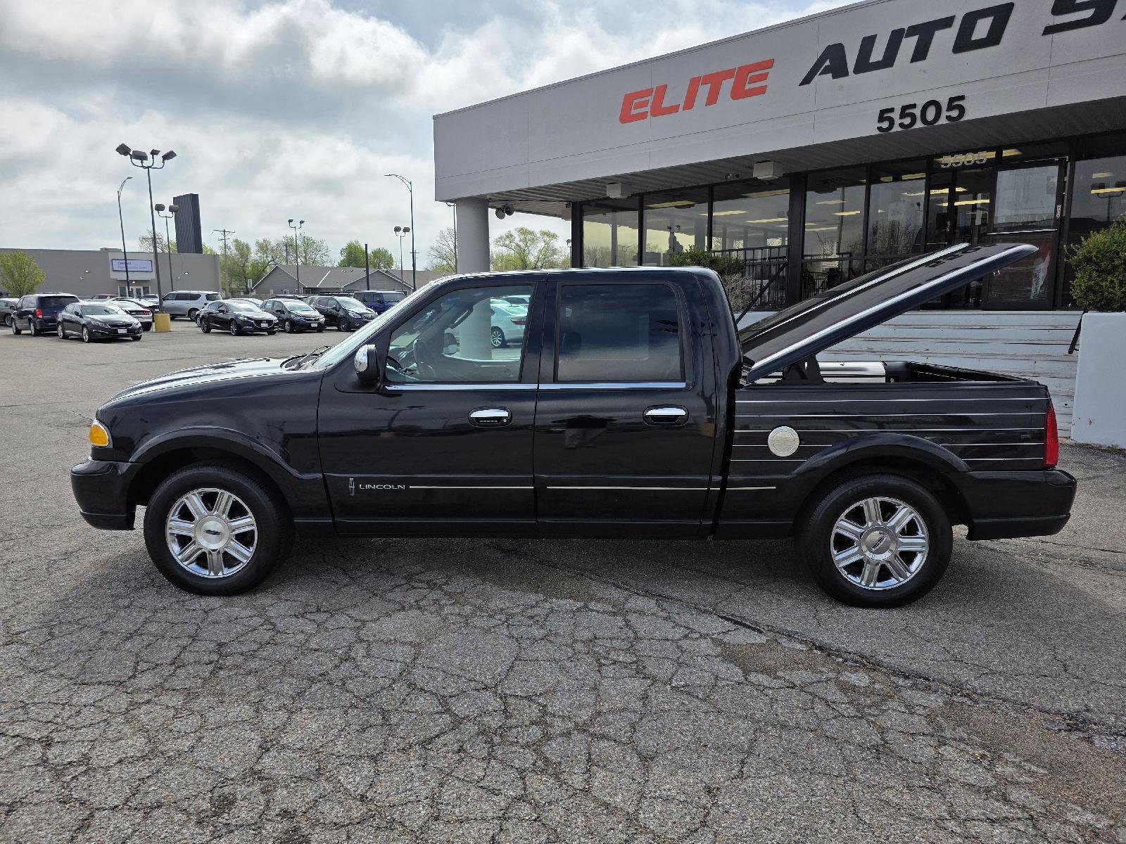 Used 2002 Lincoln Blackwood image 62