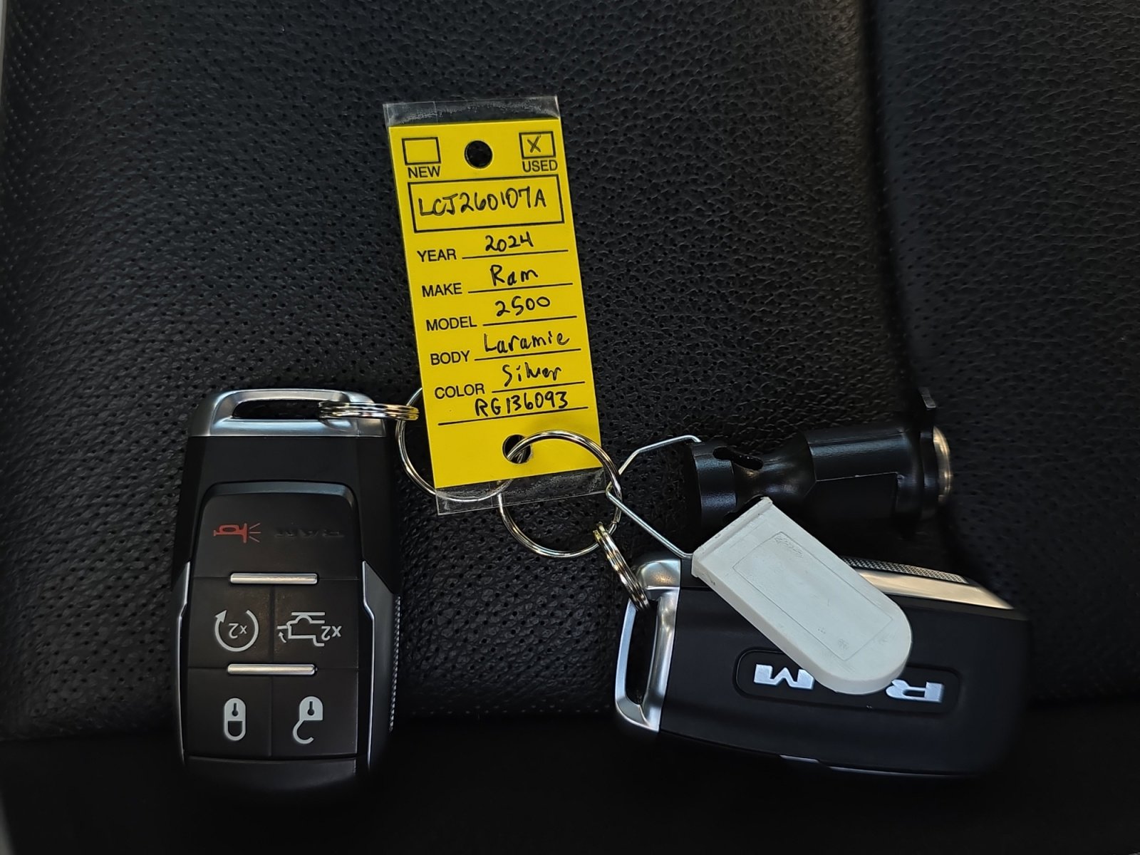 Used 2024 RAM 2500 Laramie w/ Night Edition image 38