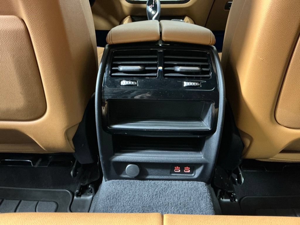 Used 2023 BMW 530e xDrive w/ Premium Package AWD/4WD image 27