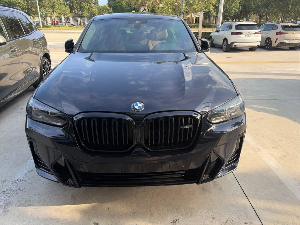 Certified 2024 BMW X4 M40i w/ Shadowloine Package AWD/4WD image 2