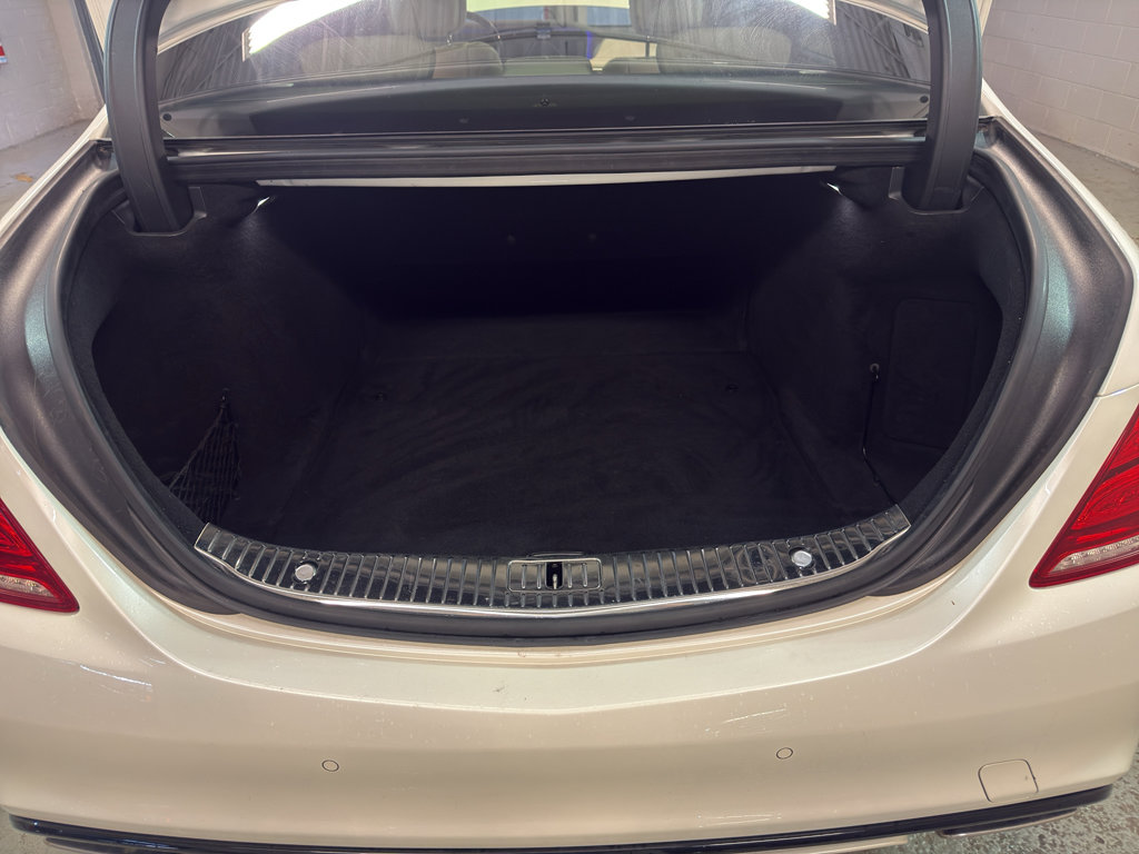 Used 2015 Mercedes-Benz S 550 Sedan image 31