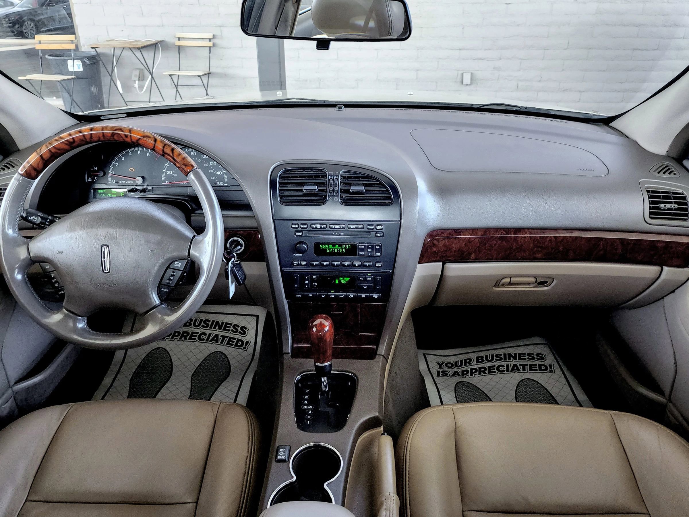 Used 2002 Lincoln LS image 9