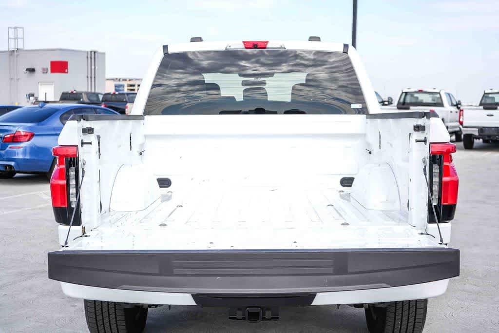 Used 2025 Ford F150 Lightning Flash AWD/4WD image 27