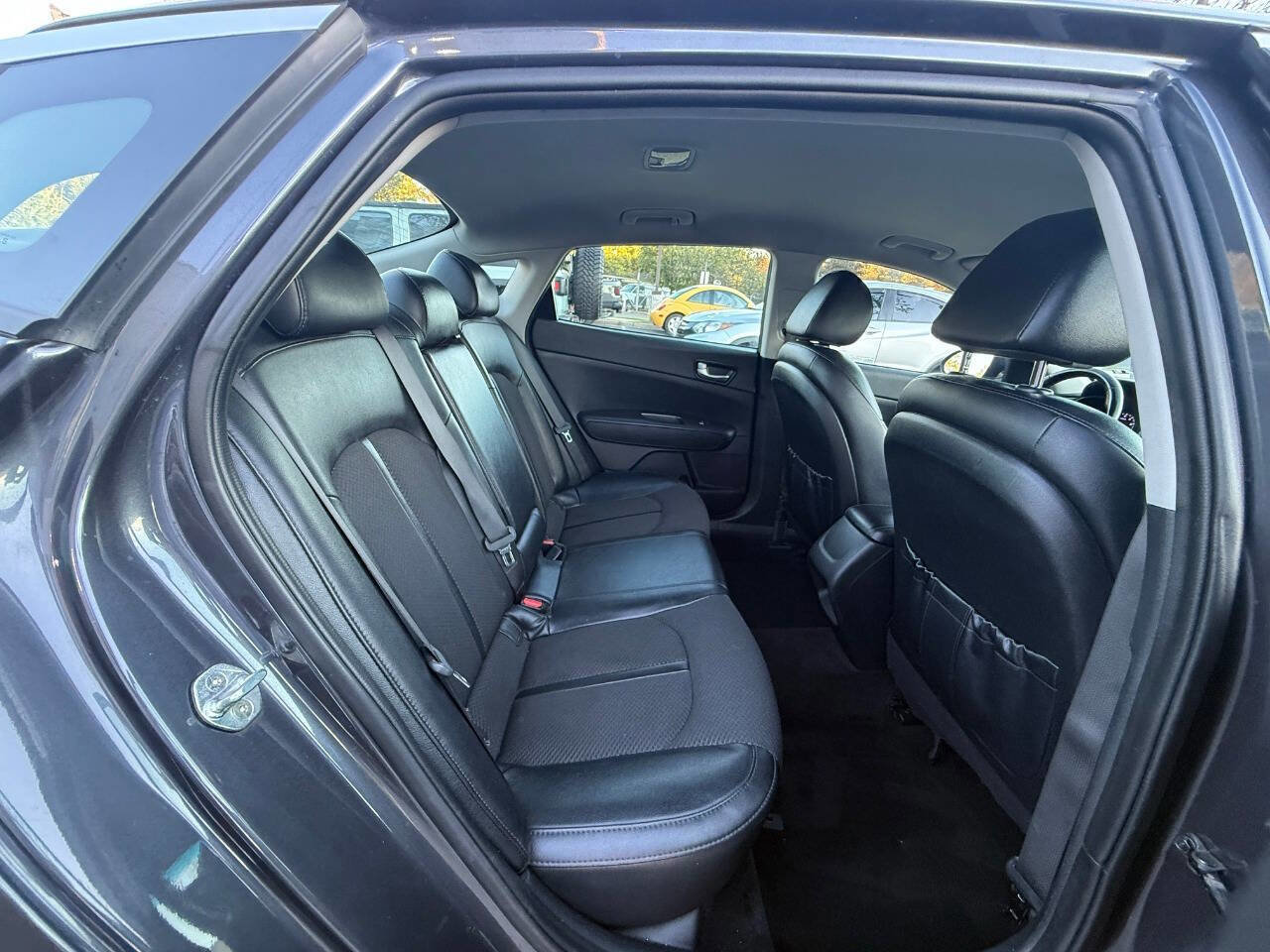Used 2018 Kia Optima S image 23