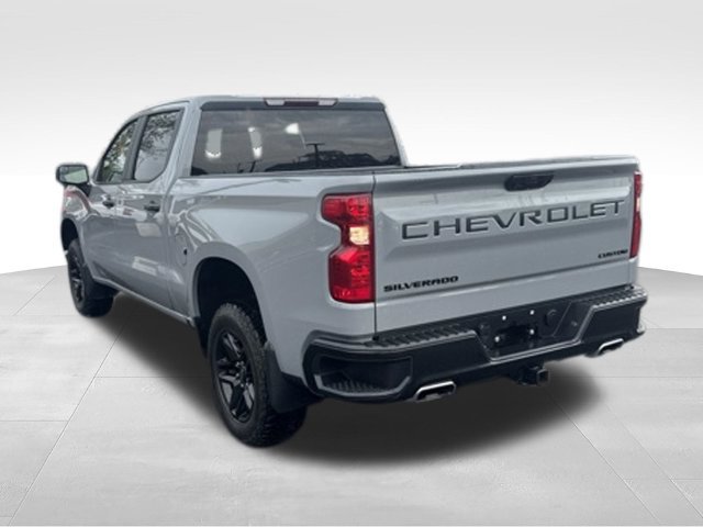 Used 2024 Chevrolet Silverado 1500 Custom Trail Boss w/ LPO, Dark Essentials Package AWD/4WD image 5
