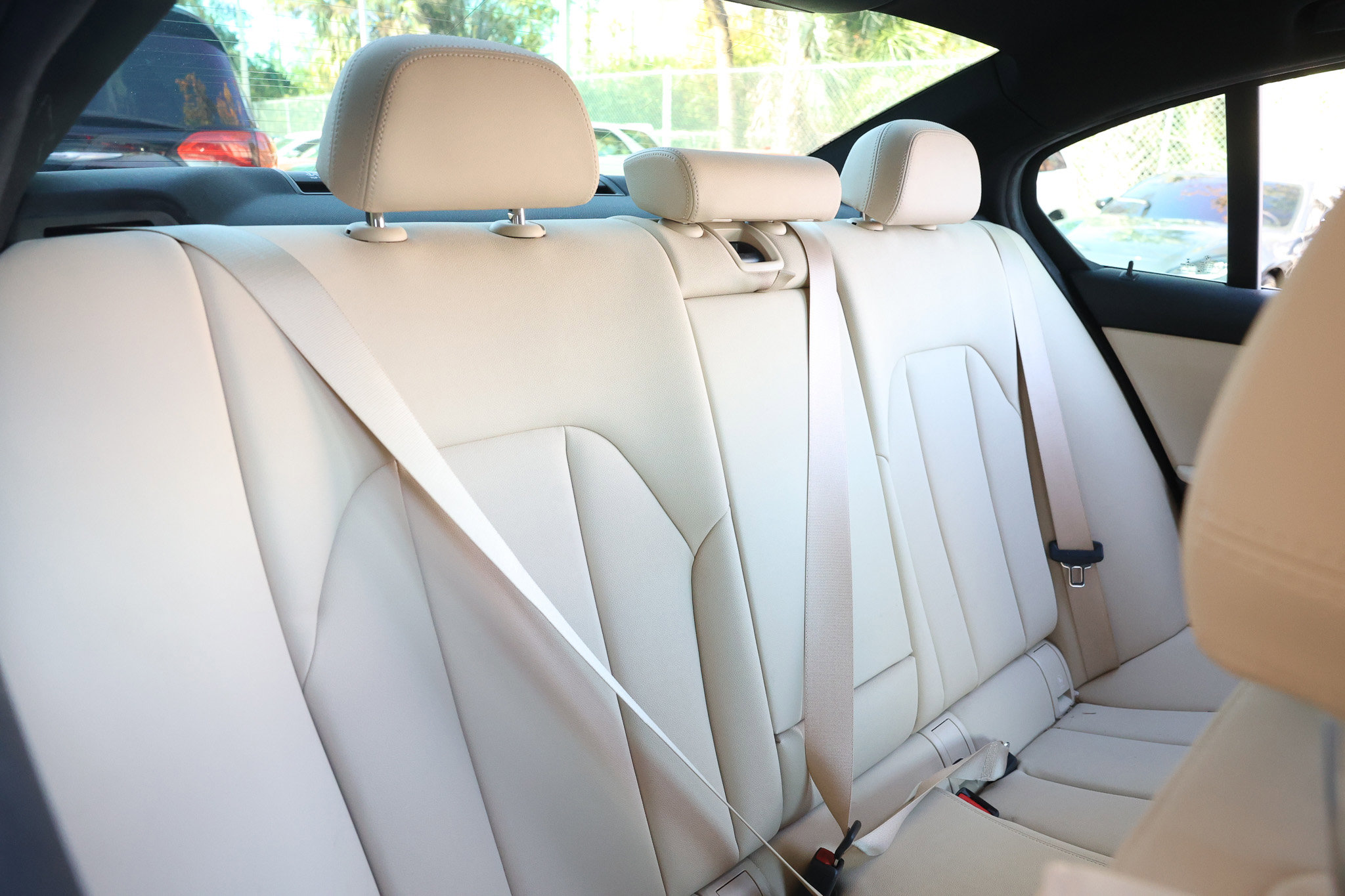 Used 2021 BMW 330i Sedan w/ Convenience Package image 17