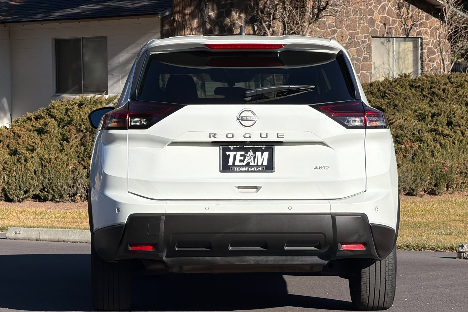 Used 2024 Nissan Rogue S image 5