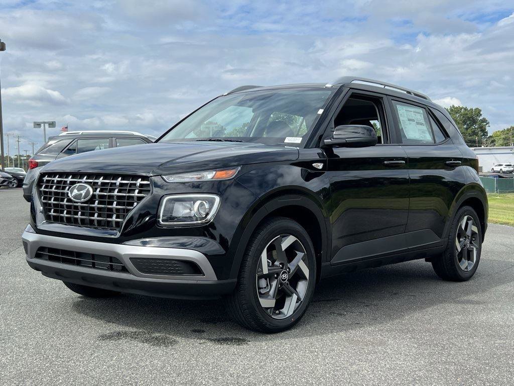 New 2026 Hyundai Venue SEL image 3