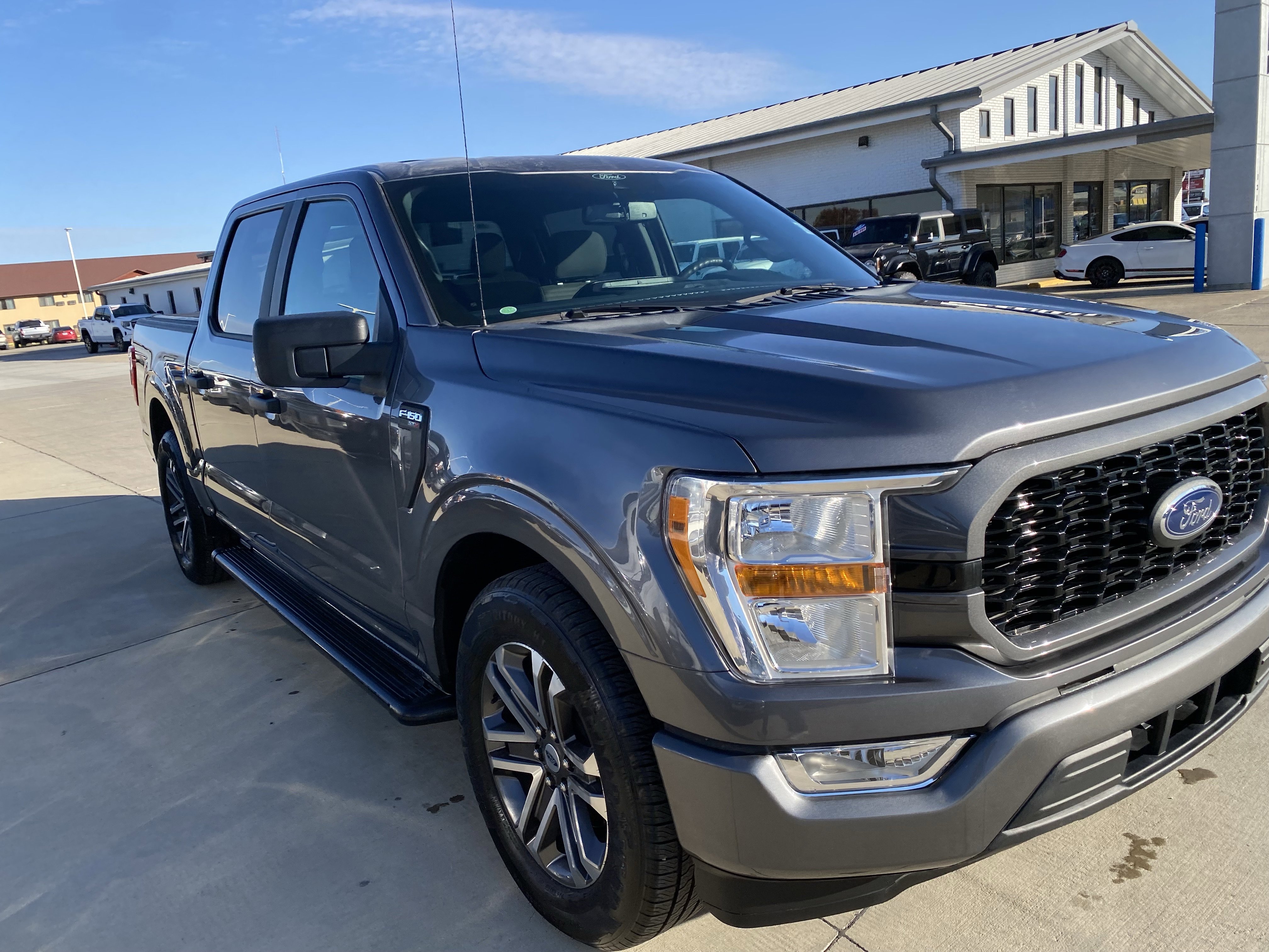 Used 2021 Ford F150 XL w/ STX Appearance Package image 3