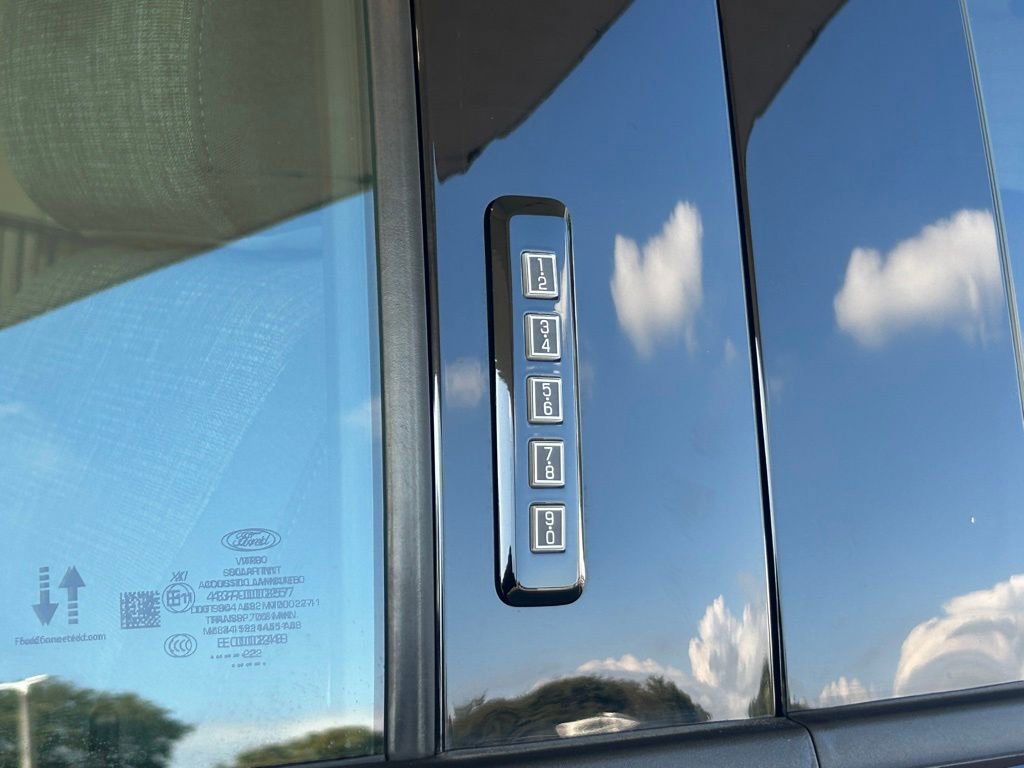 Used 2022 Ford F150 XLT w/ Equipment Group 302A High image 15