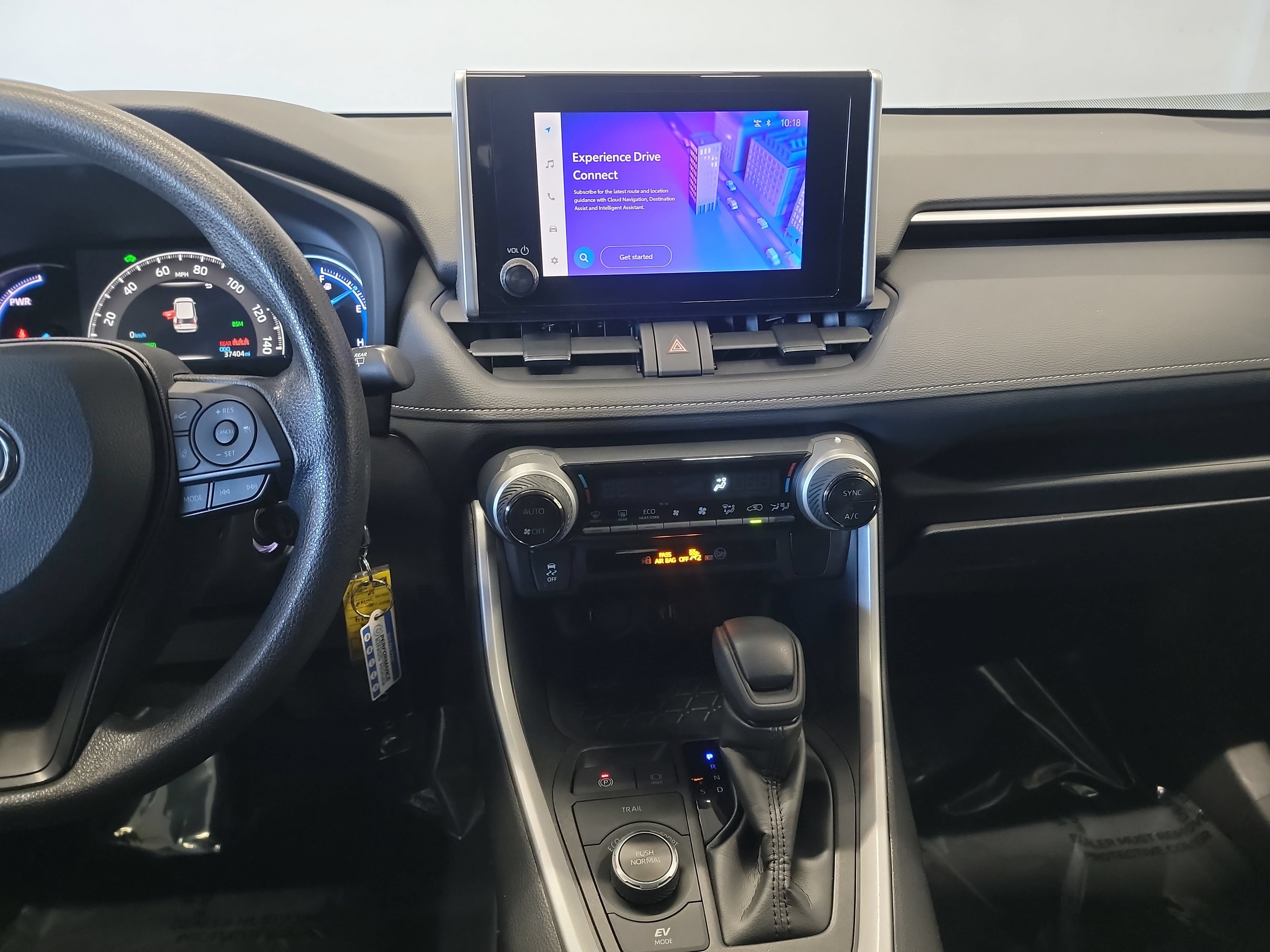 Used 2025 Toyota RAV4 LE AWD/4WD image 20