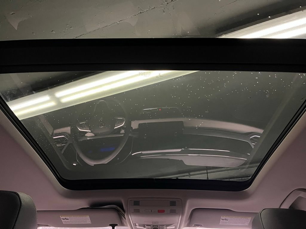 New 2026 Volkswagen Taos SE AWD/4WD image 10