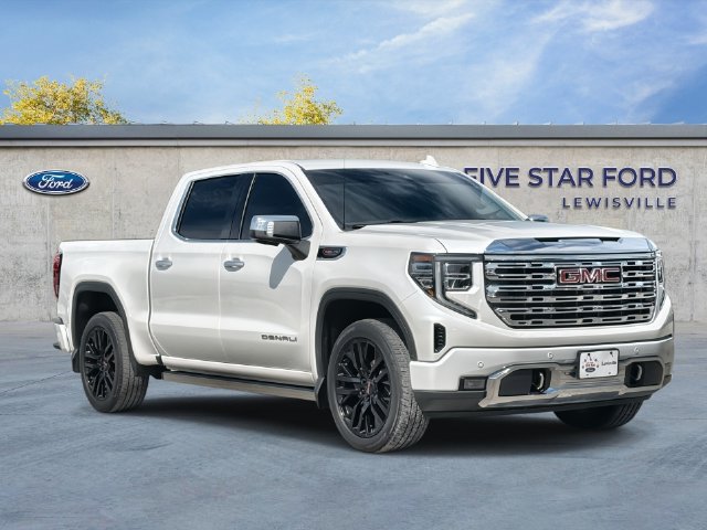 Used 2023 GMC Sierra 1500 Denali w/ Technology Package AWD/4WD image 1