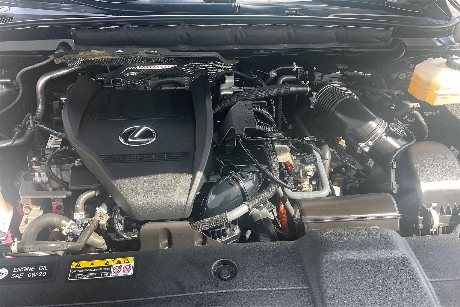 Used 2023 Lexus RX 500h F Sport w/ Accessory Package (Z1) AWD/4WD image 13