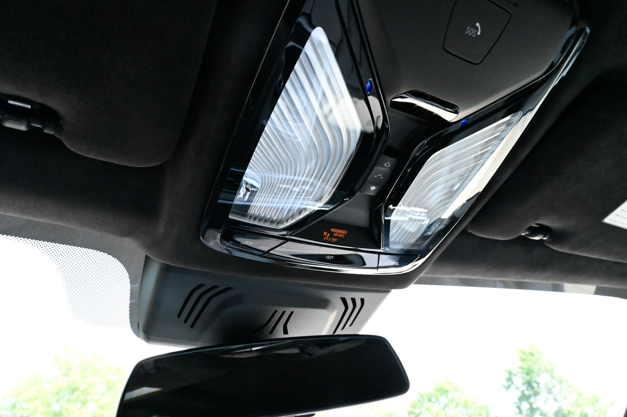 Used 2022 BMW X5 M50i w/ Executive Package AWD/4WD image 33