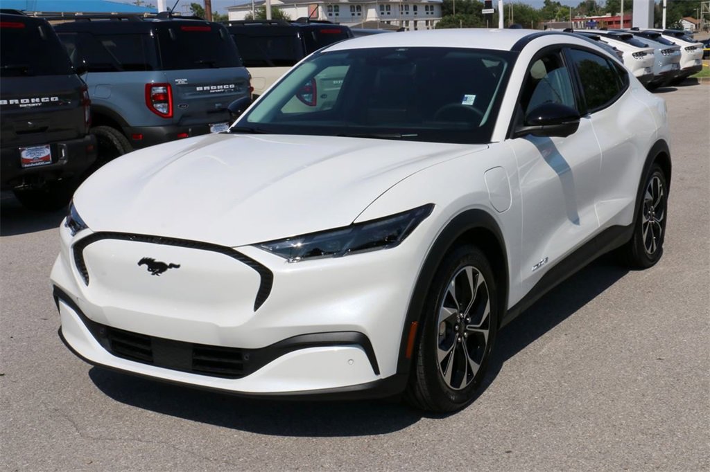 New 2025 Ford Mustang Mach-E Select w/ Comfort Package Lite image 2
