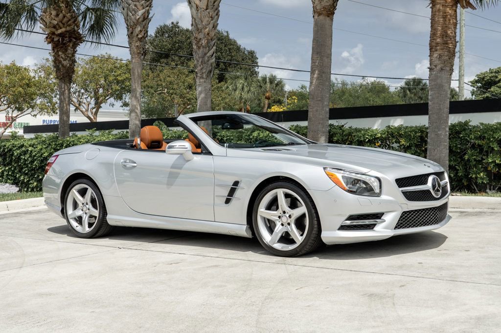 Used 2016 Mercedes-Benz SL 550 image 12