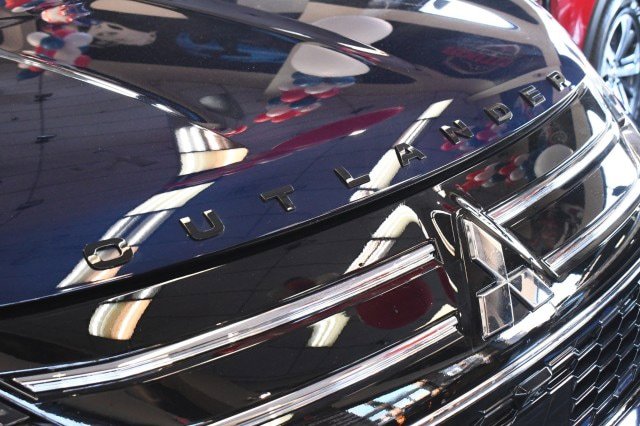 New 2026 Mitsubishi Outlander SEL AWD/4WD image 7