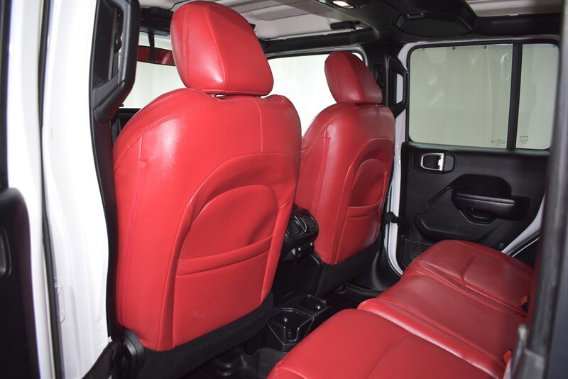 Used 2018 Jeep Wrangler Unlimited Sport S image 25