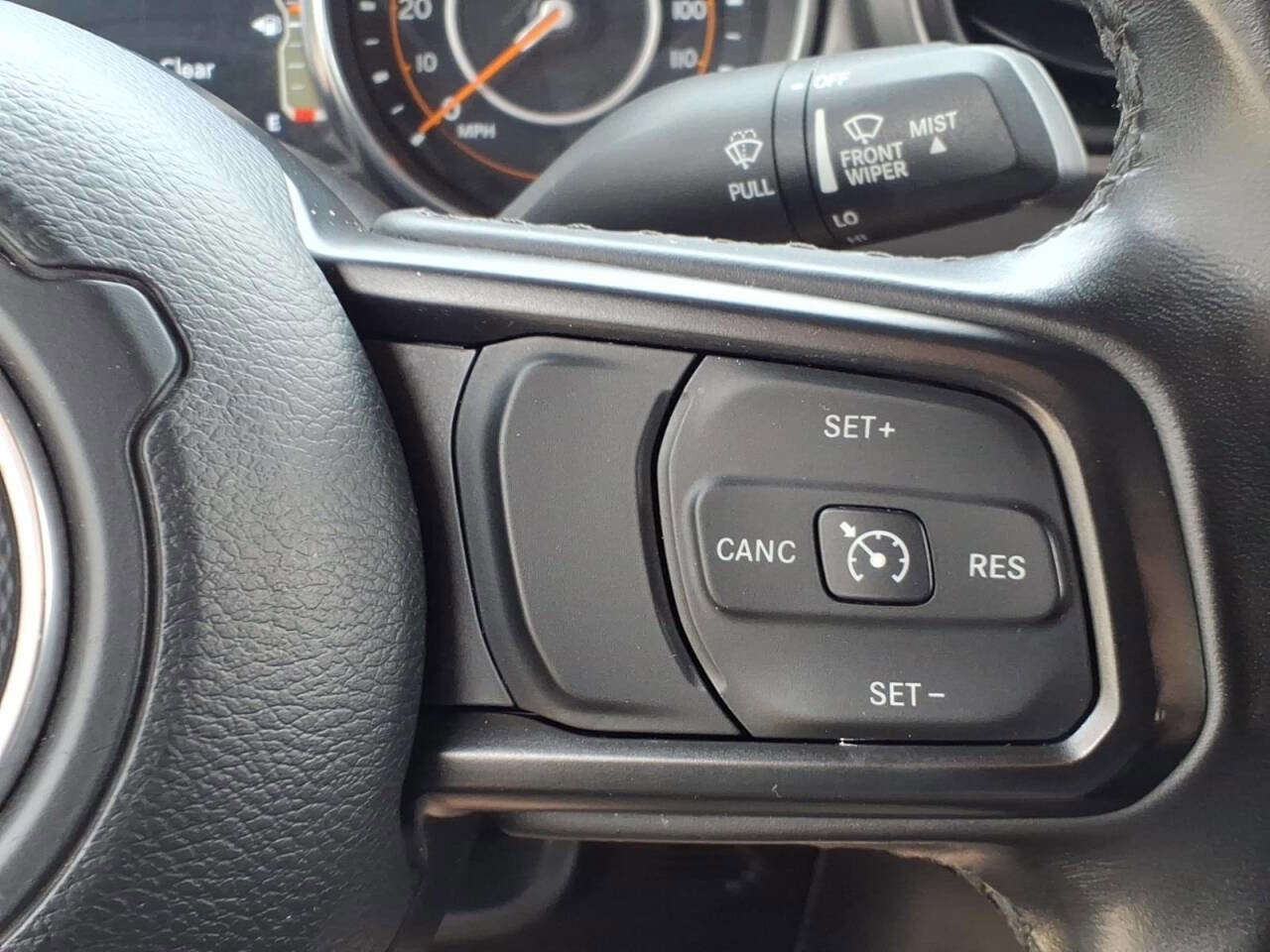 Used 2022 Jeep Gladiator Sport AWD/4WD image 17