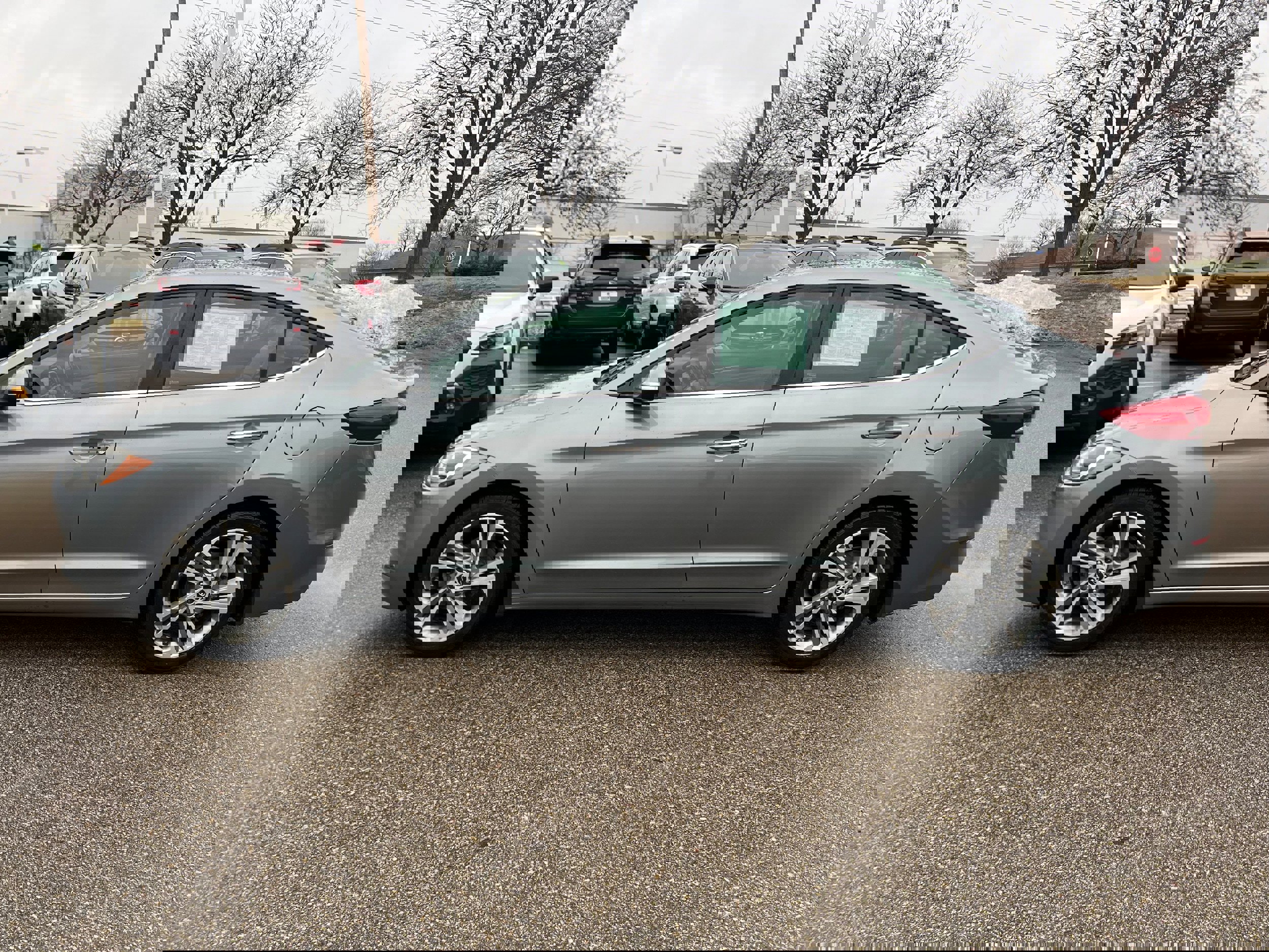 Used 2017 Hyundai Elantra Limited w/ Limited Ultimate Package 09 image 4