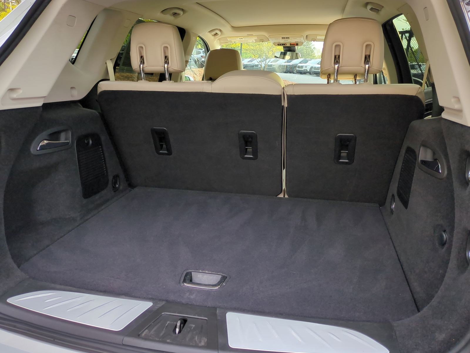 Used 2020 Buick Envision Premium w/ Driver Confidence Package image 32