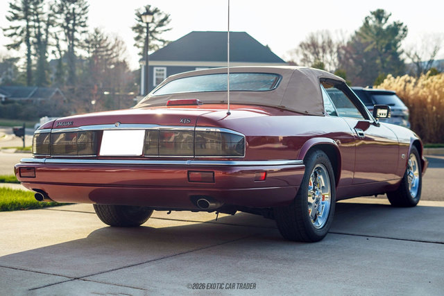 Used 1994 Jaguar XJS 4.0 Convertible RWD image 17