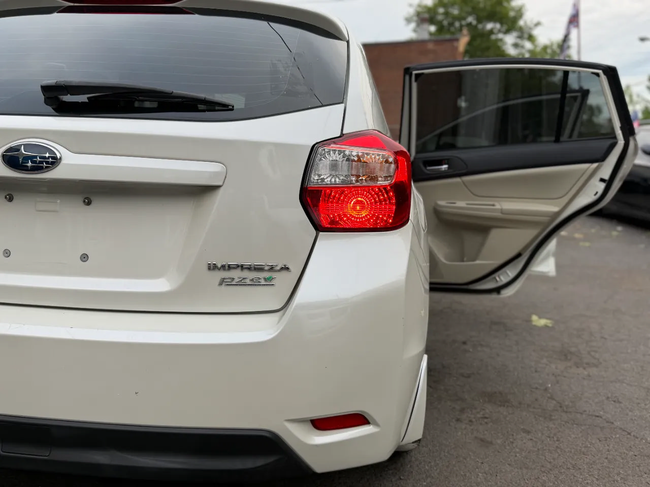 Used 2014 Subaru Impreza 2.0i Limited AWD/4WD image 48