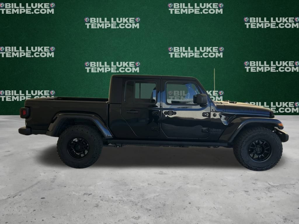 Used 2022 Jeep Gladiator Willys image 8