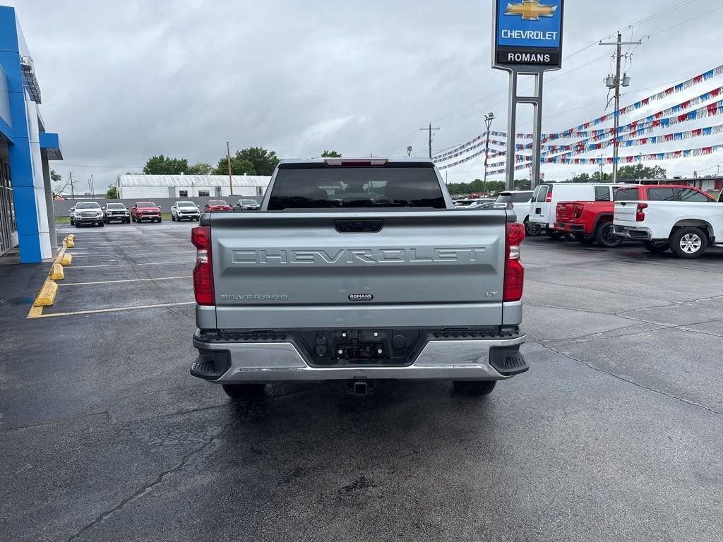 Used 2025 Chevrolet Silverado 1500 LT RWD image 5