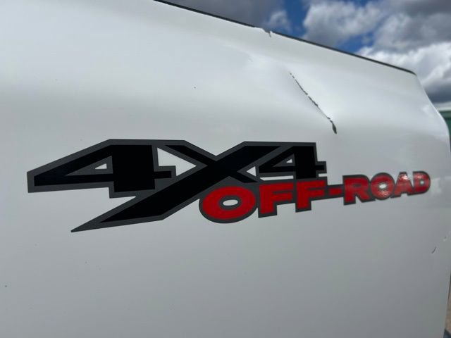 Used 2005 Dodge Ram 2500 Truck SLT w/ Off-Road Group image 11