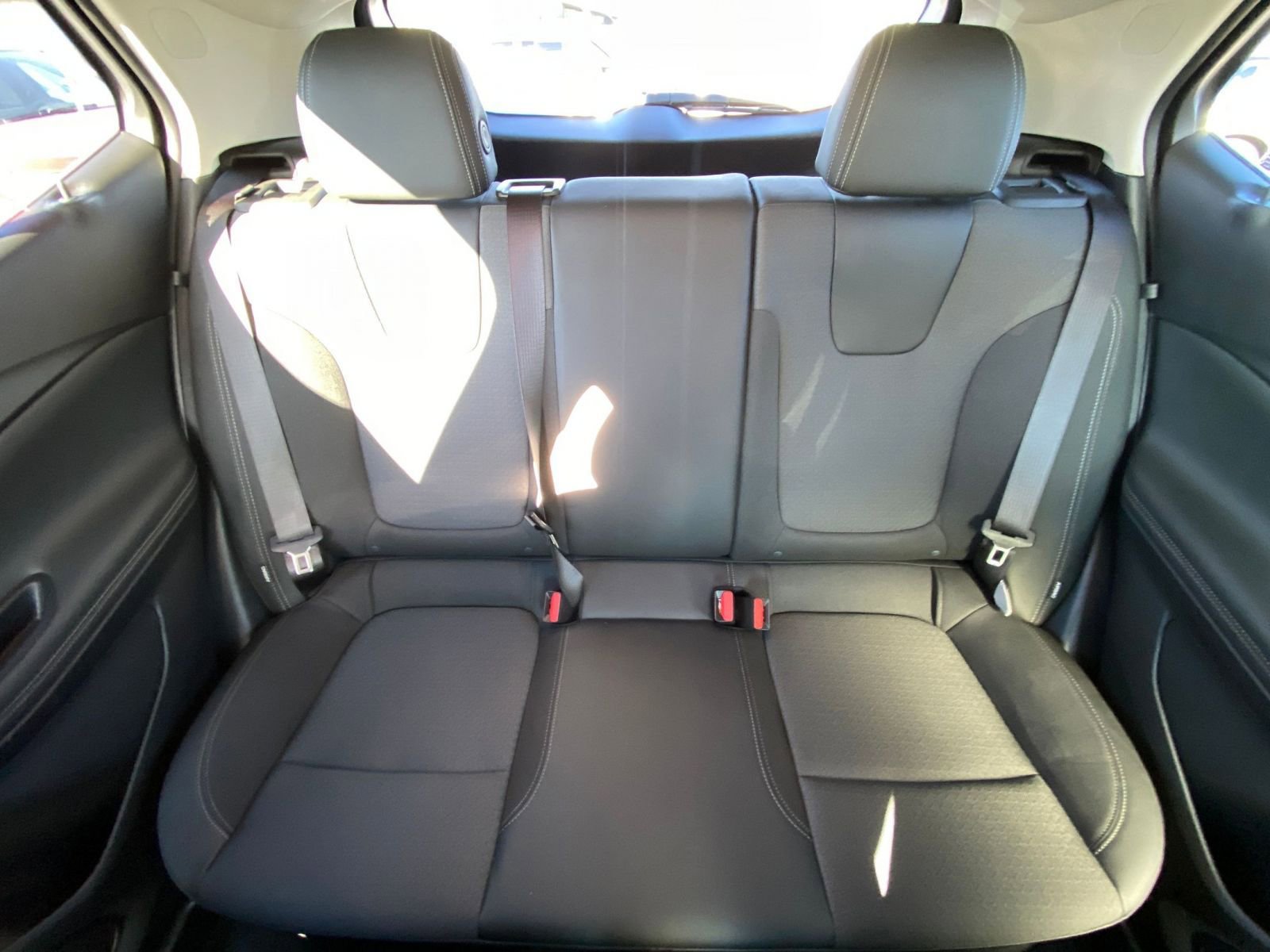 Used 2025 Buick Encore GX Preferred FWD image 37
