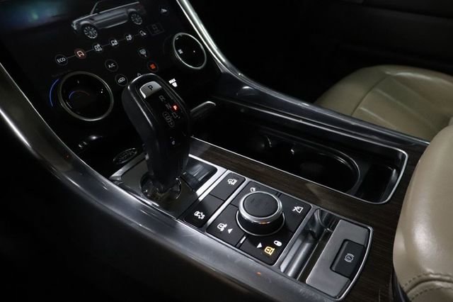 Used 2019 Land Rover Range Rover Sport HSE image 16