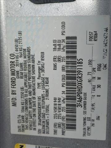 Used 2016 Ford Fusion SE w/ Equipment Group 201A FWD image 22