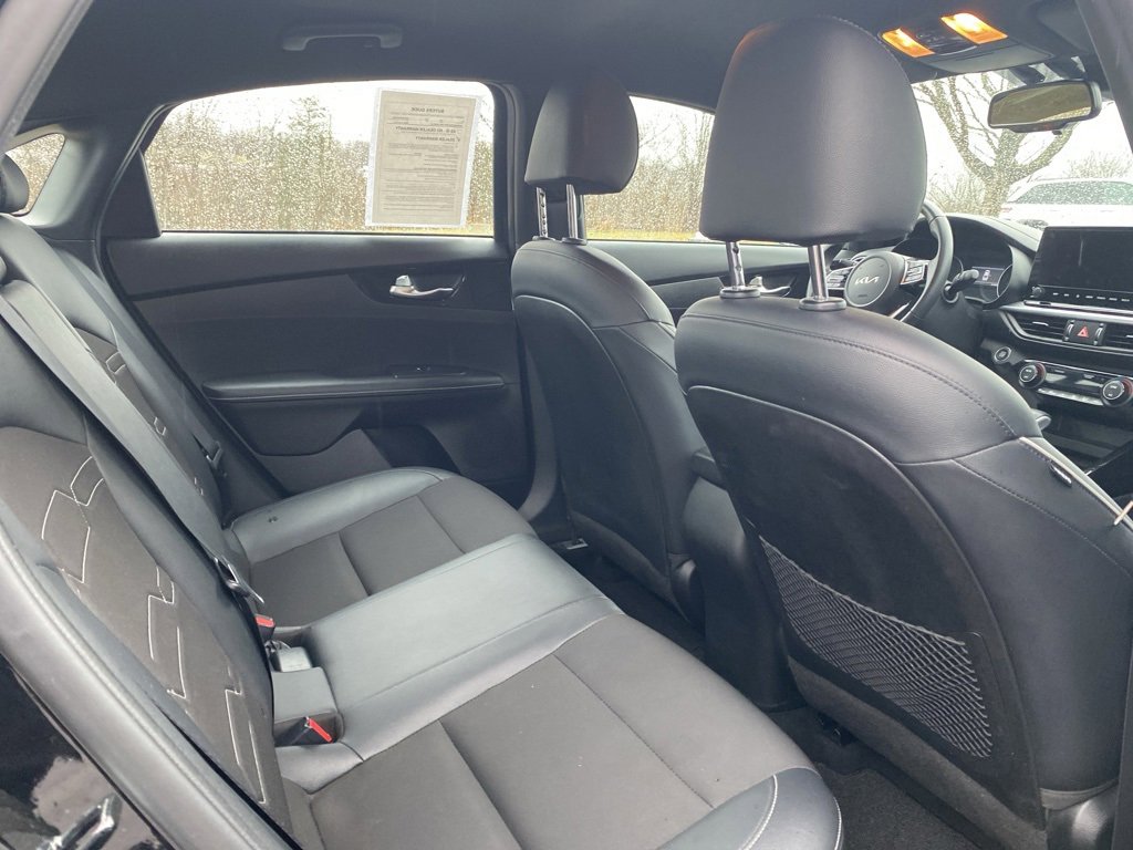 Certified 2023 Kia Forte GT-Line image 13