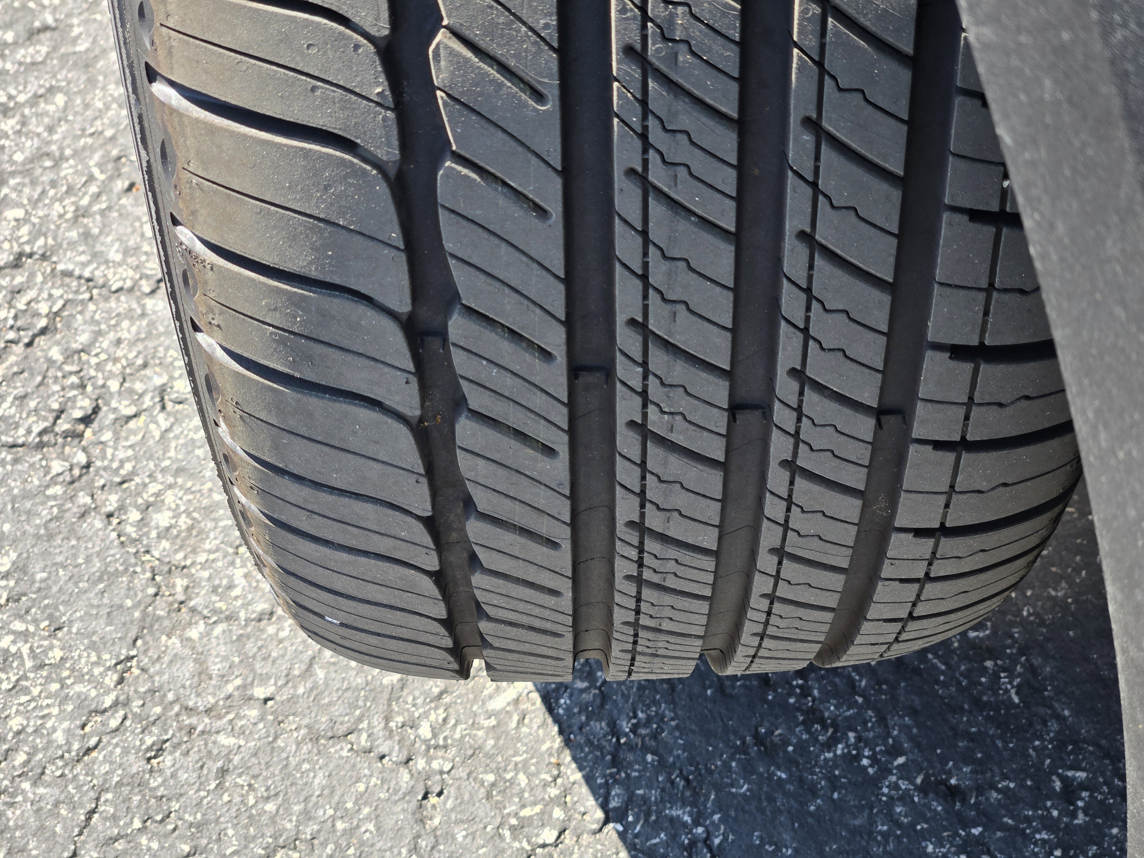 New 2026 Volvo XC40 B5 Plus w/ Protection Package Premier image 13