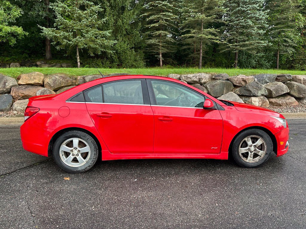 Used 2014 Chevrolet Cruze LT w/ All-Star Edition FWD image 4