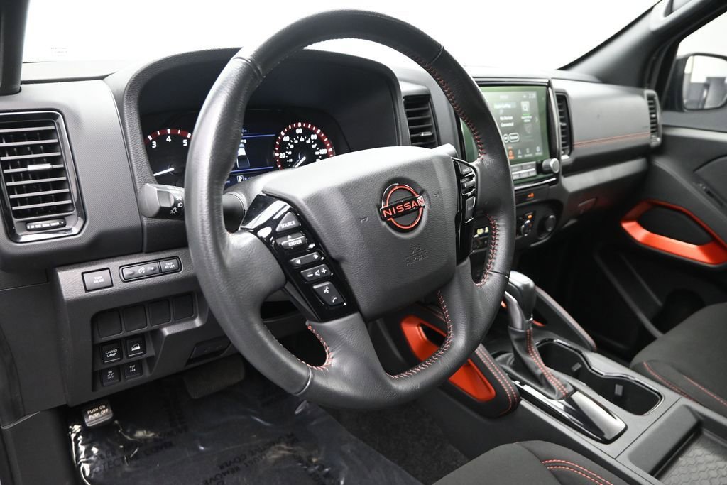 Used 2023 Nissan Frontier PRO-4X w/ Tow Package AWD/4WD image 18