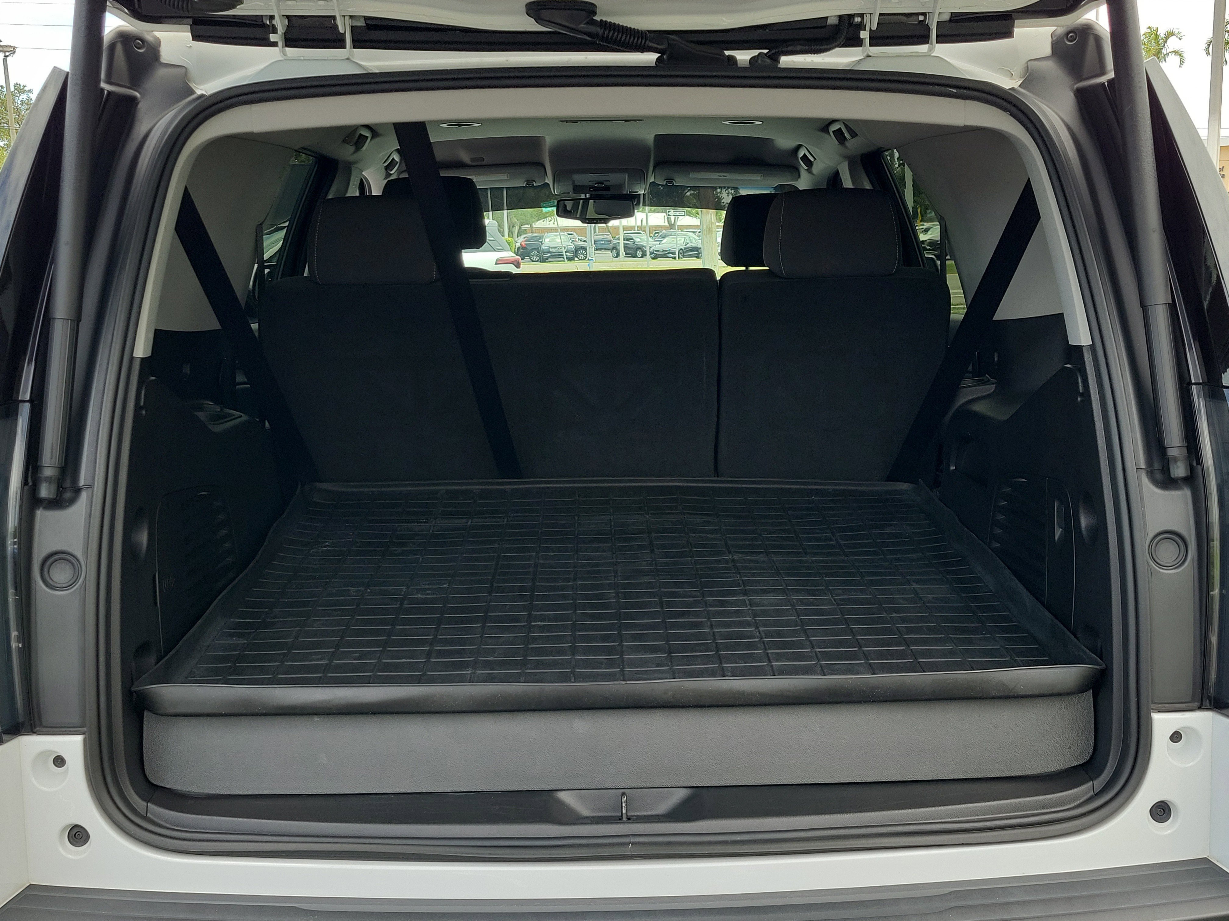 Used 2019 GMC Yukon SLE w/ Convenience Package RWD image 12