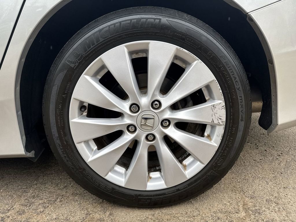 Used 2015 Honda Accord EX-L image 10