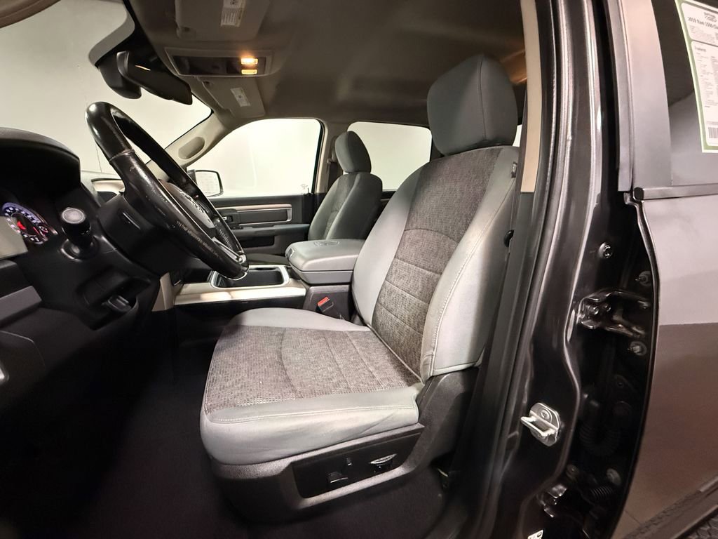 Used 2019 RAM 1500 Classic Warlock AWD/4WD image 12