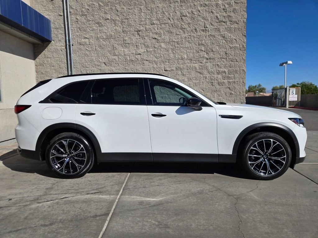 Used 2025 MAZDA CX-70 Plug-In Hybrid w/ Premium Pkg image 6