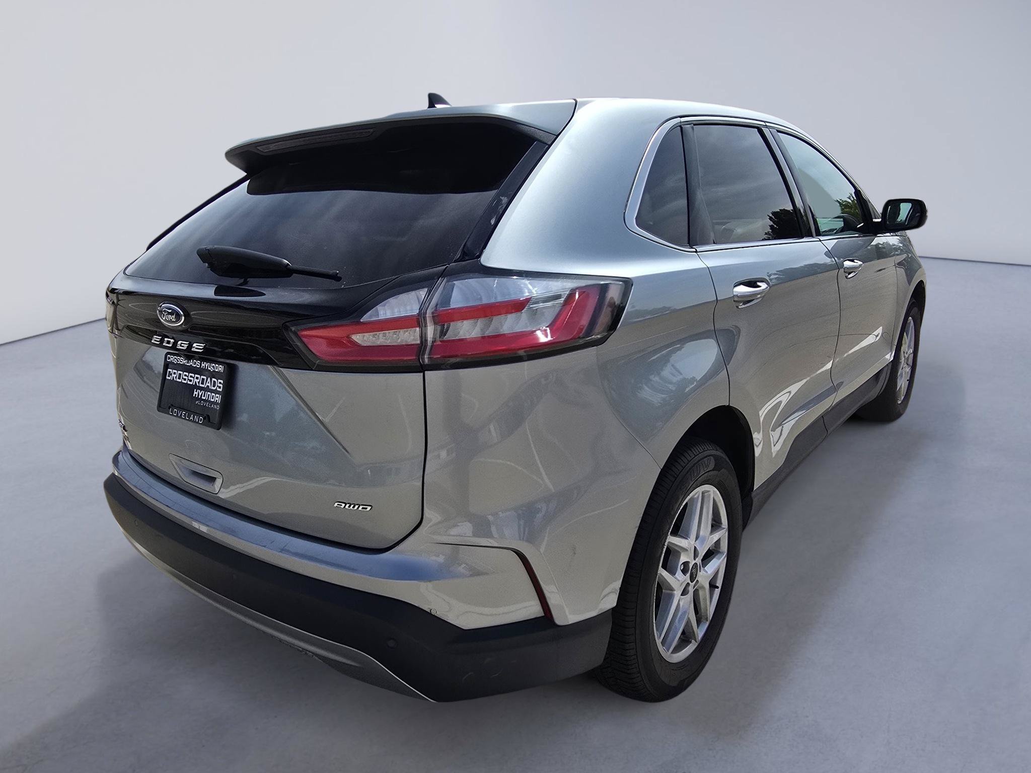 Used 2024 Ford Edge SEL AWD/4WD image 6