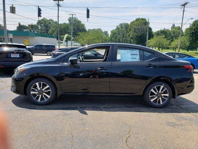 New 2025 Nissan Versa SV w/ Trunk Package FWD image 3