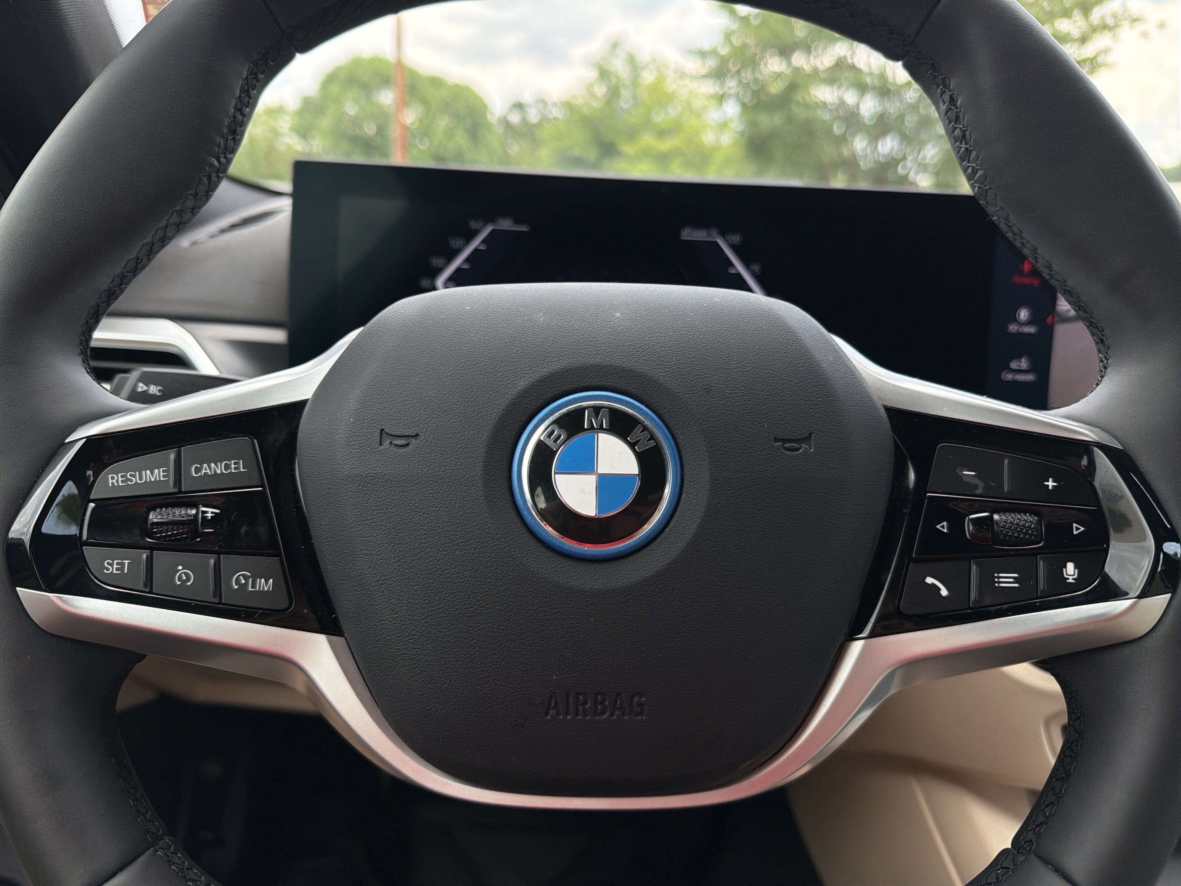 Certified 2025 BMW i4 eDrive40 w/ M Sport Package RWD image 10