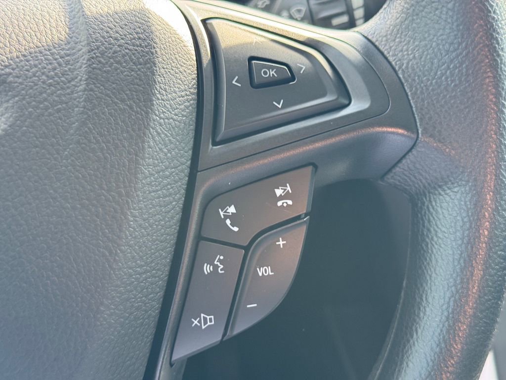 Used 2023 Ford Edge SE image 17