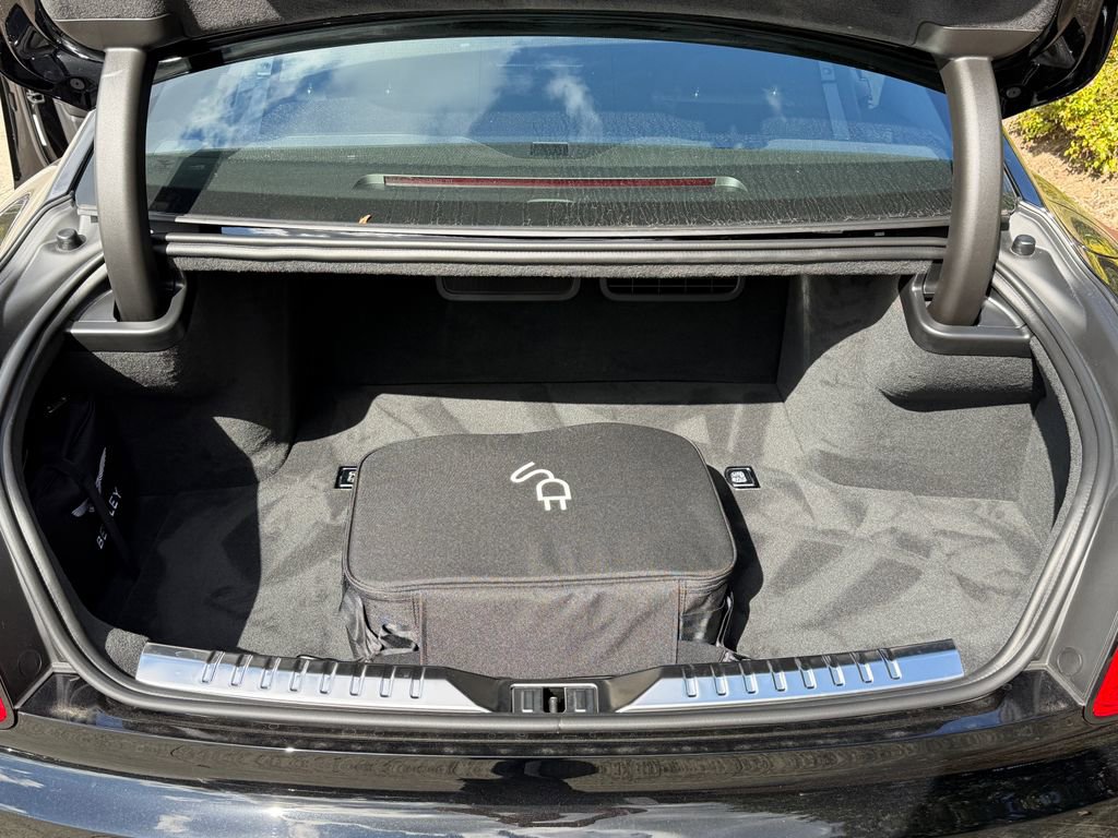 New 2025 Bentley Flying Spur Plug-In Hybrid image 42
