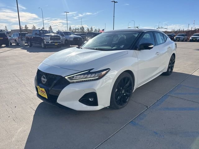 Used 2023 Nissan Maxima SR w/ Sport Mat Group image 4