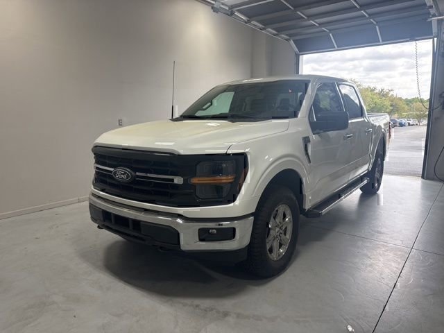 Used 2025 Ford F150 XLT w/ Equipment Group 301A Standard image 3