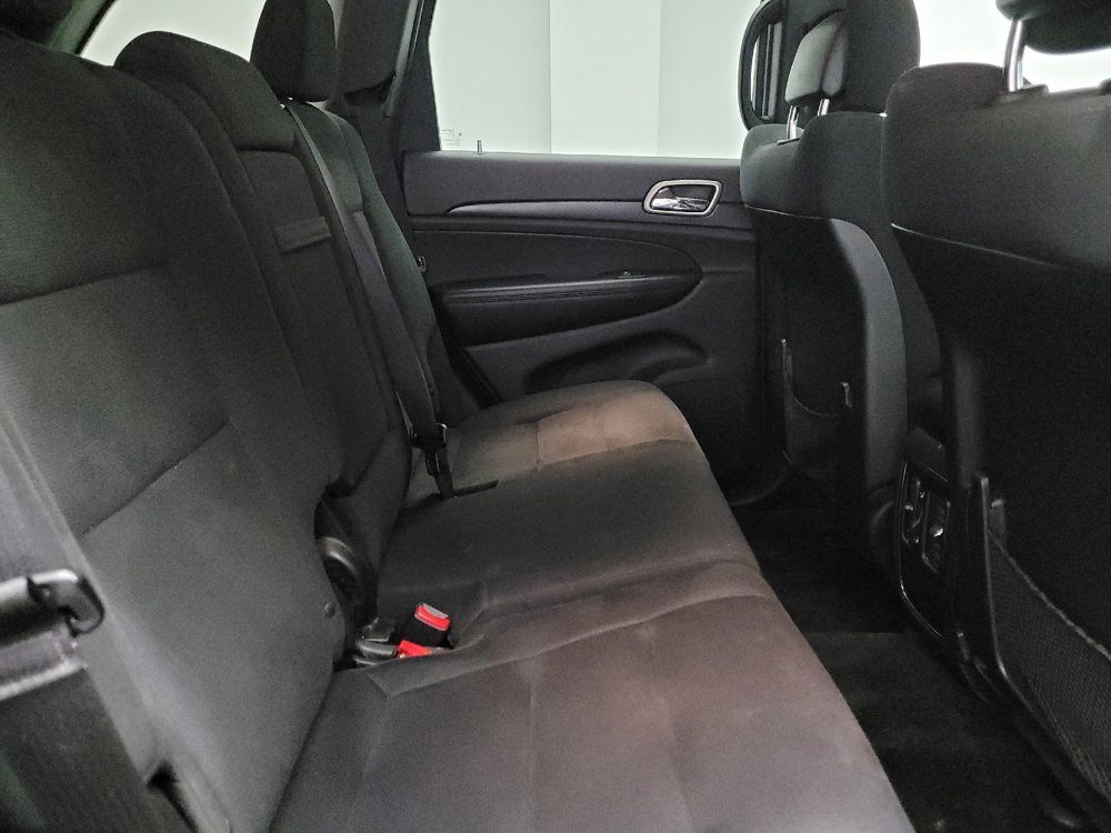 Used 2017 Jeep Grand Cherokee Laredo w/ Quick Order Package 23E image 19